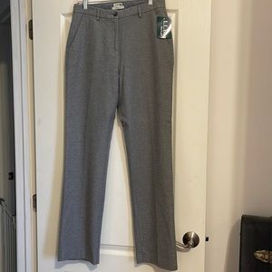 LLBean Classic Fit straight leg trouser, size 6 Tall. NWT.